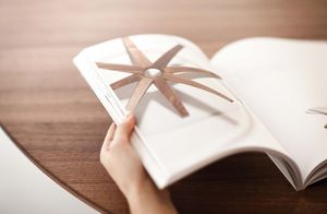 aufgeschlagener TEAM 7 Katalog