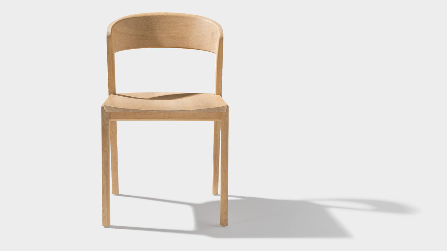 Фронтальный вид стула mylon из массива дерева Фронтальный вид стула mylon из массива дерева