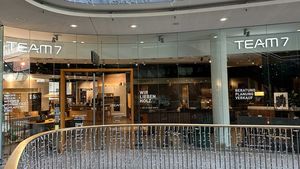 External view of store at TEAM 7 Düsseldorf External view of store at TEAM 7 Düsseldorf