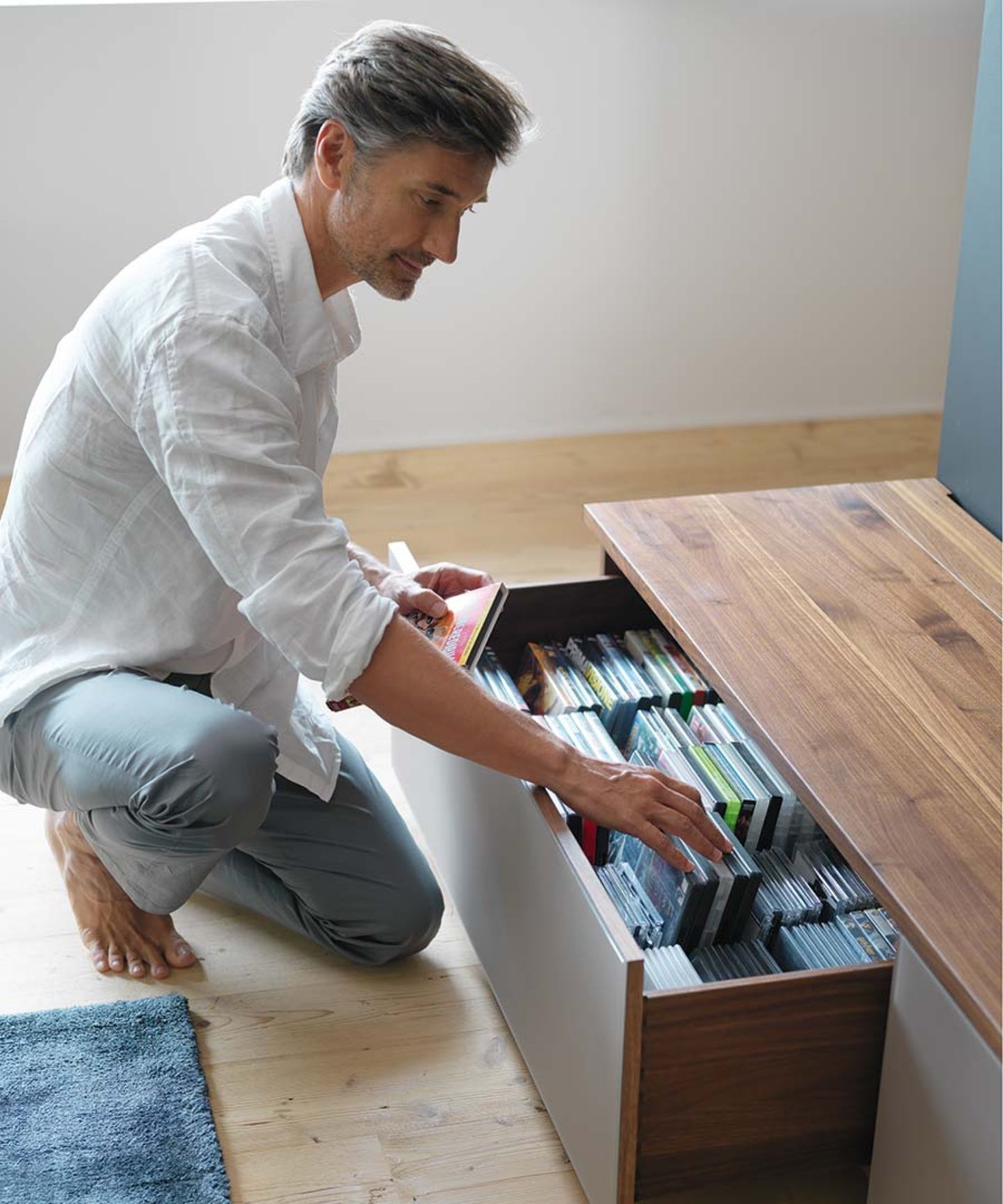 cubus wall unit with drawers