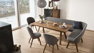 flor Eck-Esszimmerbank aus Naturholz von TEAM 7 mit Esstisch und Stühlen