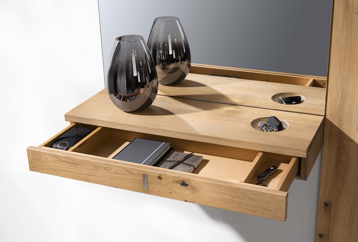 Массивная мебель для прихожей „cubus“ с дополнительным ящиком Массивная мебель для прихожей „cubus“ с дополнительным ящиком