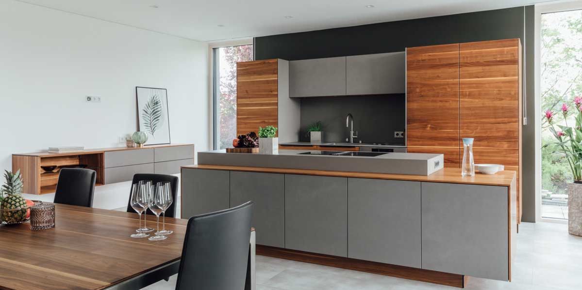 filigno Küche mit tak Tisch in Nussbaum von TEAM 7 Frankfurt