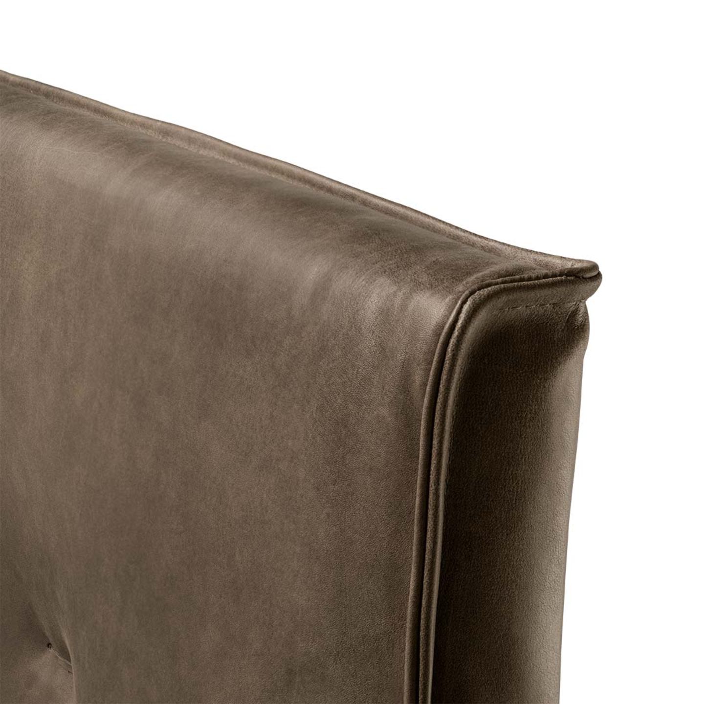 Bett float mit Kopfhaupt in Leder mit umlaufendem Keder Bett float mit Kopfhaupt in Leder mit umlaufendem Keder