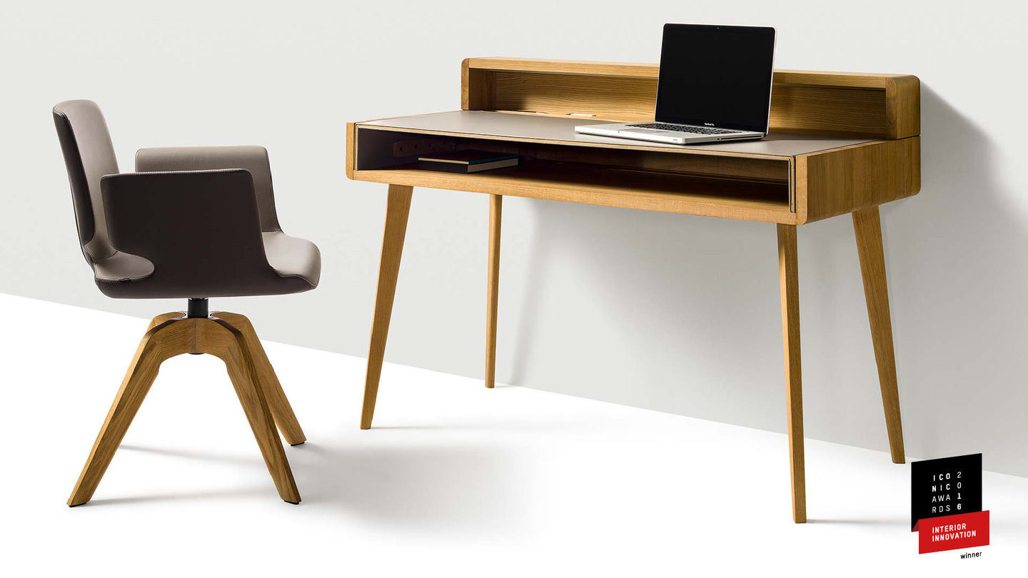 Premio di design per l’intelligente solitario sol di TEAM 7 - interior innovation award 2016 Premio di design per l’intelligente solitario sol di TEAM 7 - interior innovation award 2016