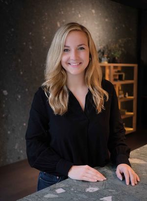 Storemanger Katrin Reischl from team7 kitchen store in Munich Storemanger Katrin Reischl from team7 kitchen store in Munich