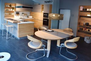 Naturholzküche linee und Esstisch girado bei TEAM 7 Stuttgart Naturholzküche linee und Esstisch girado bei TEAM 7 Stuttgart