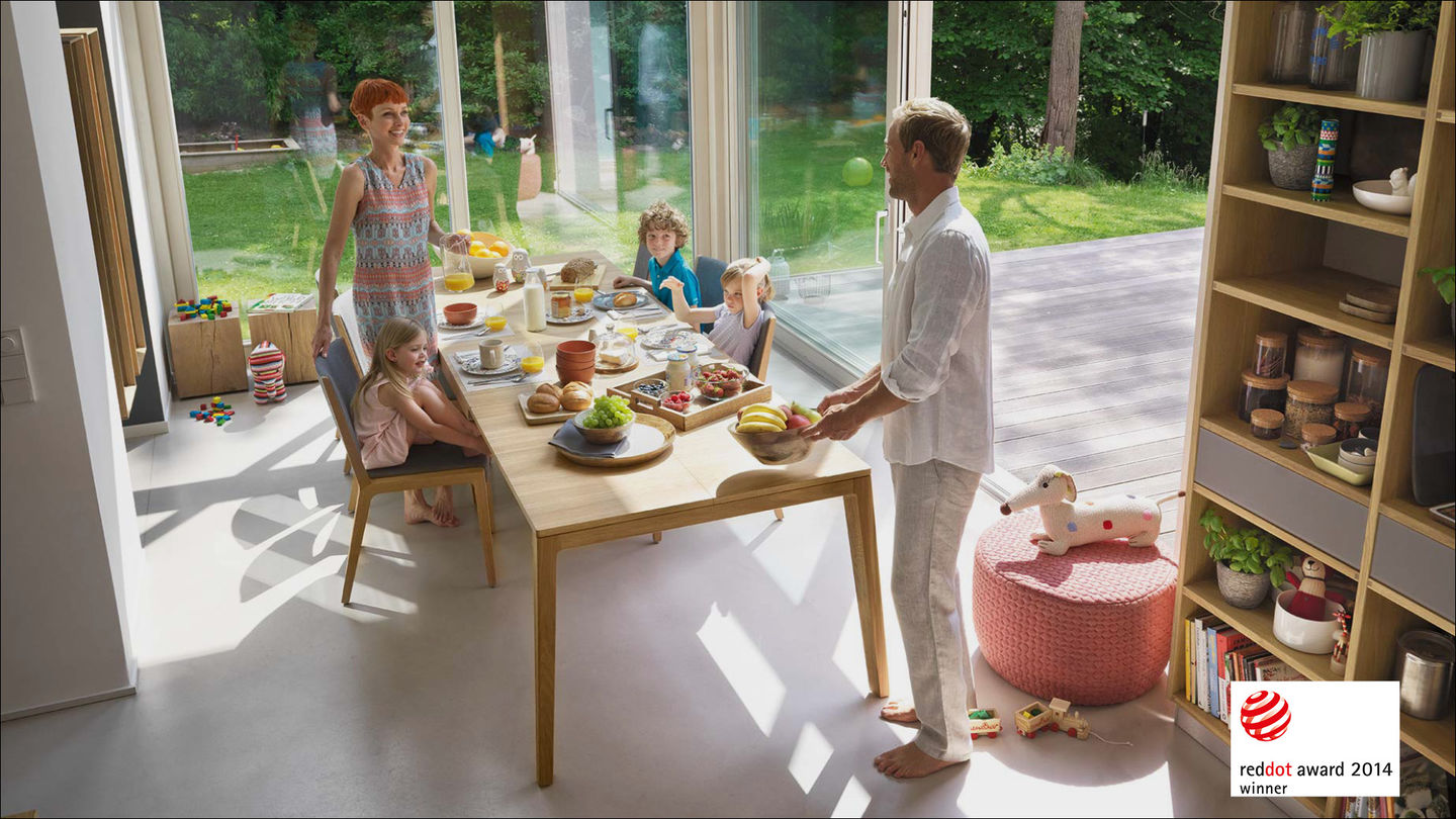 Prix de design pour la table mylon de TEAM 7 - red dot award 2014 Prix de design pour la table mylon de TEAM 7 - red dot award 2014