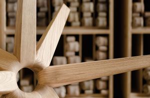 TEAM 7 Couchtisch stern aus Naturholz mit traditioneller Handwerkskunst gefertigt