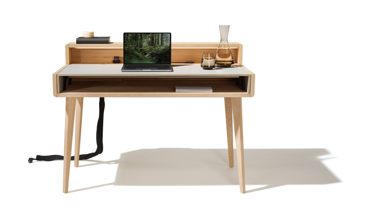 Intelligente solitario sol in rovere olio bianco di TEAM 7 Intelligente solitario sol in rovere olio bianco di TEAM 7