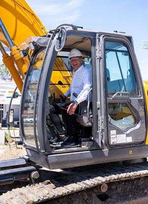 Georg Emprechtinger at the construction start for the TEAM 7 Welt in Ried im Innkreis Georg Emprechtinger at the construction start for the TEAM 7 Welt in Ried im Innkreis
