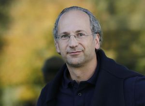 Дизайнер Кай Стания Дизайнер Кай Стания